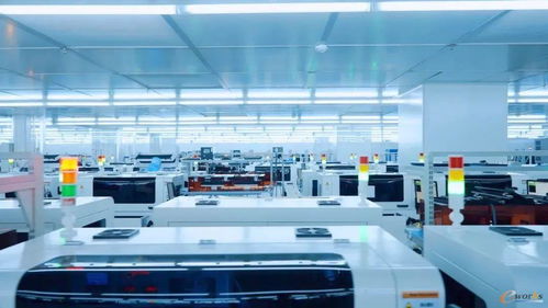 銳科激光黃石智慧工廠(chǎng) 機(jī)器人驅(qū)動(dòng)激光器制造與飼料科革新